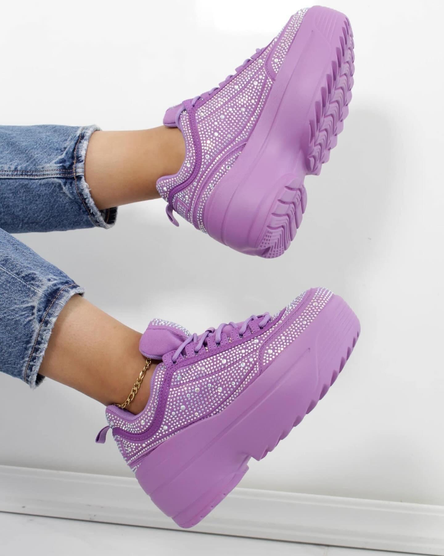 TENIS MORADO BRILLO