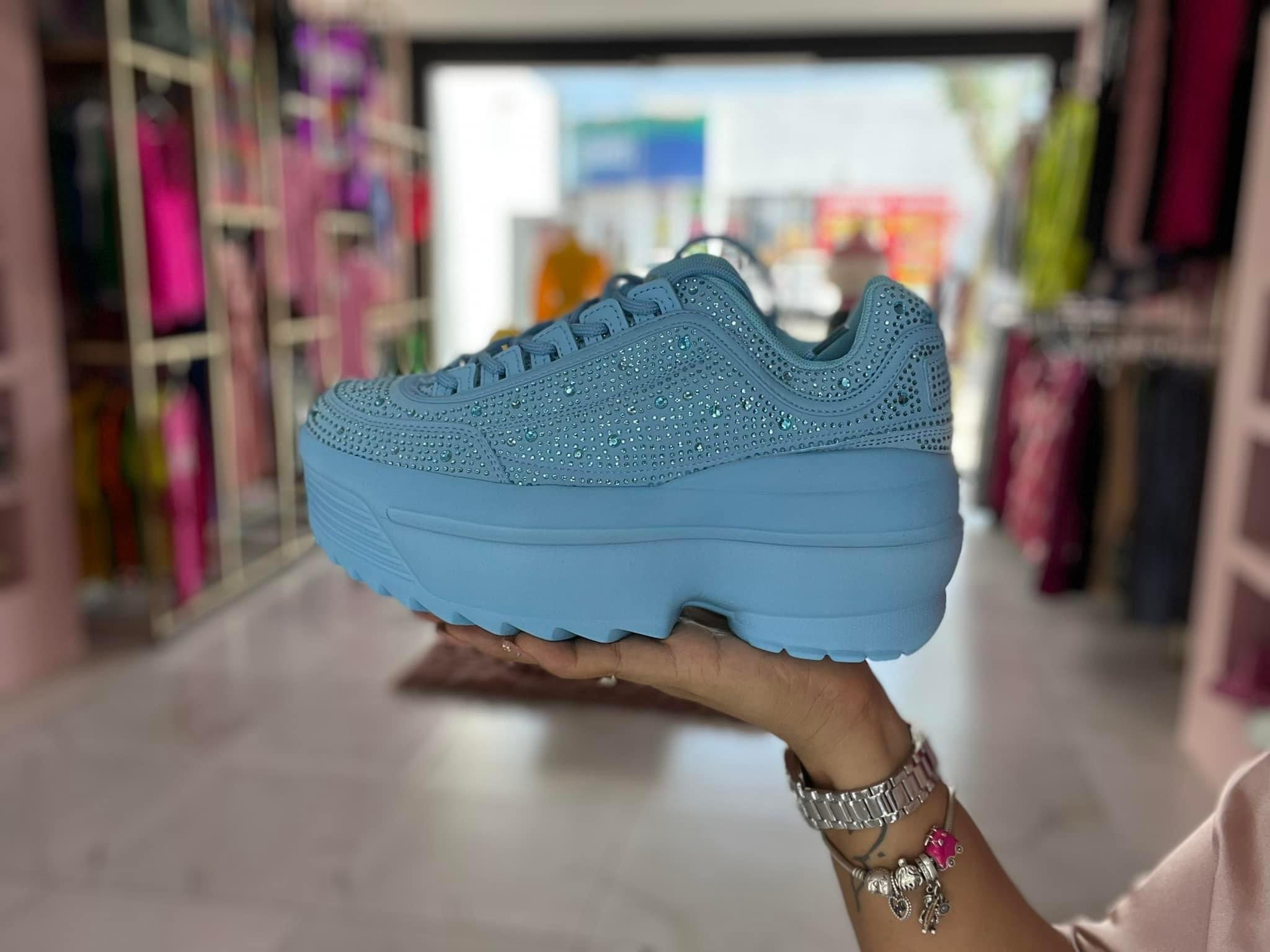 TENIS AZUL BRILLÓ